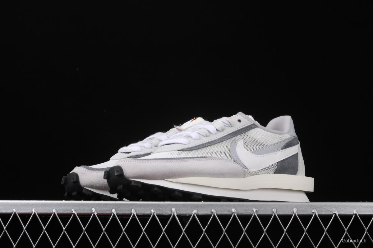 Sacai x NIKE LVD Waffle Daybreak co-signed catwalk style net gauze leather splicing double hook Swoosh running shoes BV0073-100