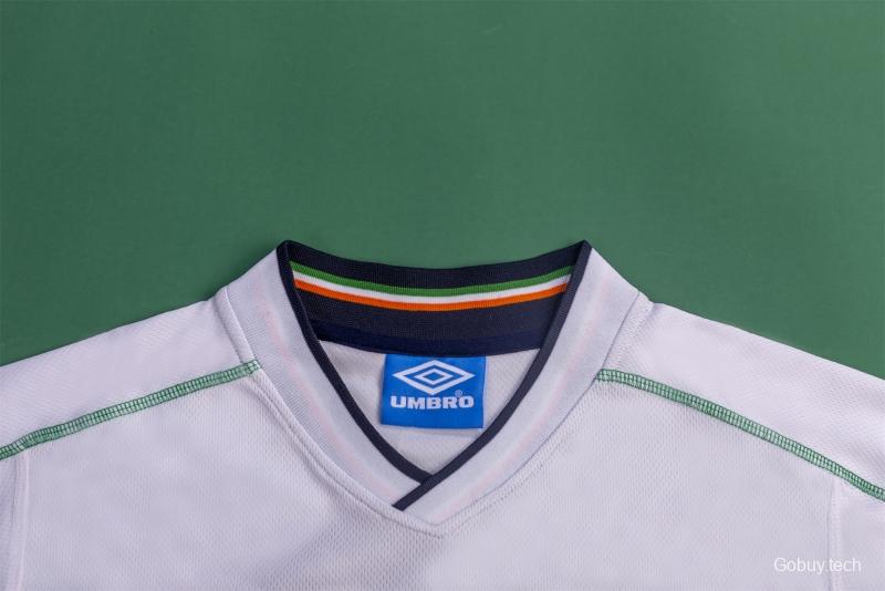 Retro 2002 Ireland Away Soccer Jersey