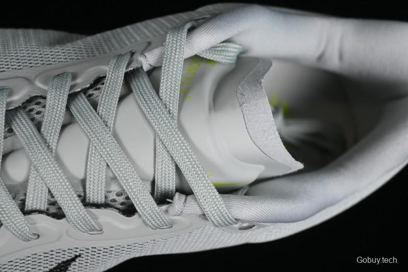 Nike Zoom Fly 6 Running Shoes with Flyknit and React Technology - FN8455-100