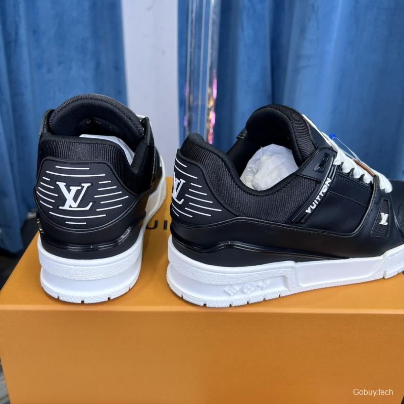 2025 Men Louis Vuitton Black White Leather LV Trainer