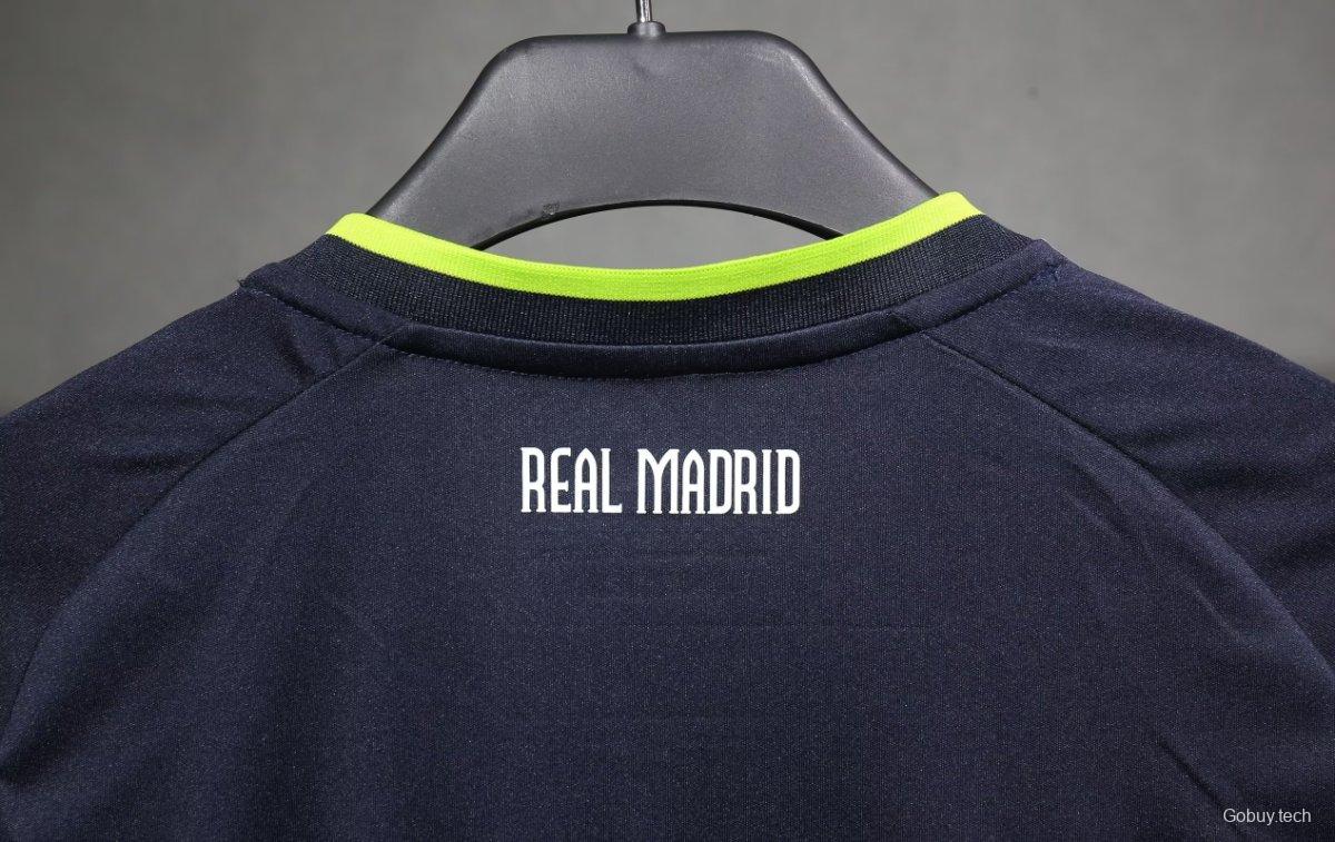 Player Version Retro 09/10 Real Madrid Away Jersey